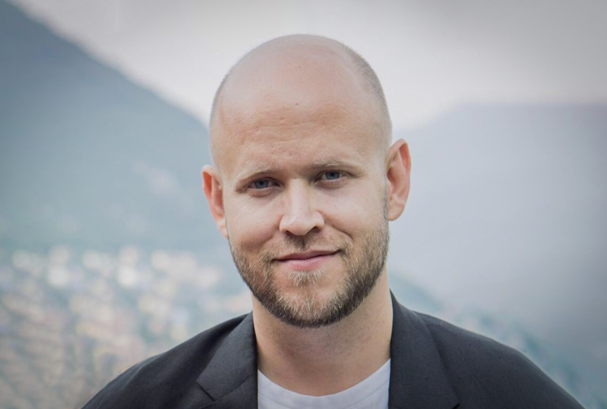 Daniel Ek just banked $64M selling Spotify shares – three months after he banked $100M doing the same thing